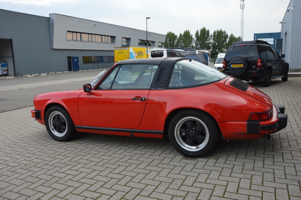 Porsche 911 3.0 SC Targa Matchingnumbers 1983