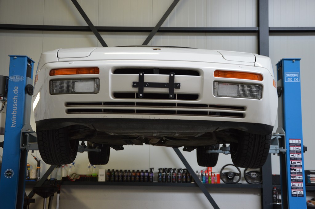Porsche 944 C2 Cabrio Matchingnumbers first owner