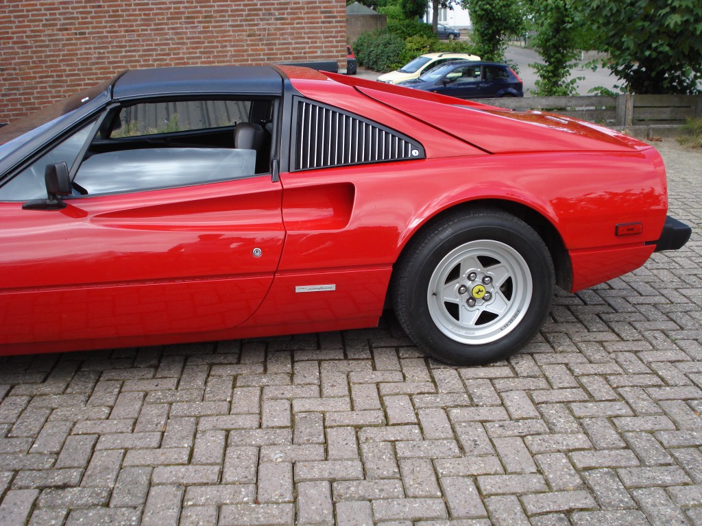 Ferrari 308 GTSI matchingnumbers 1982