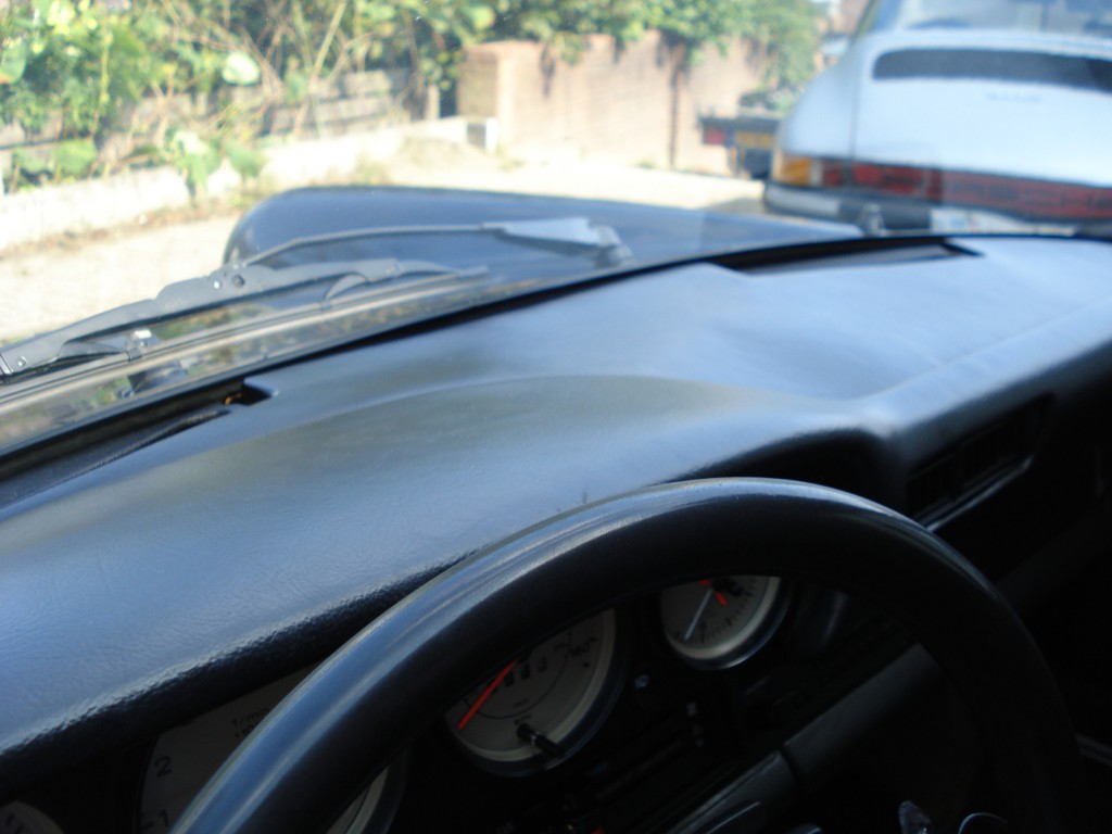 Porsche 911 3.0 SC sunroof coupe matchingnumbers