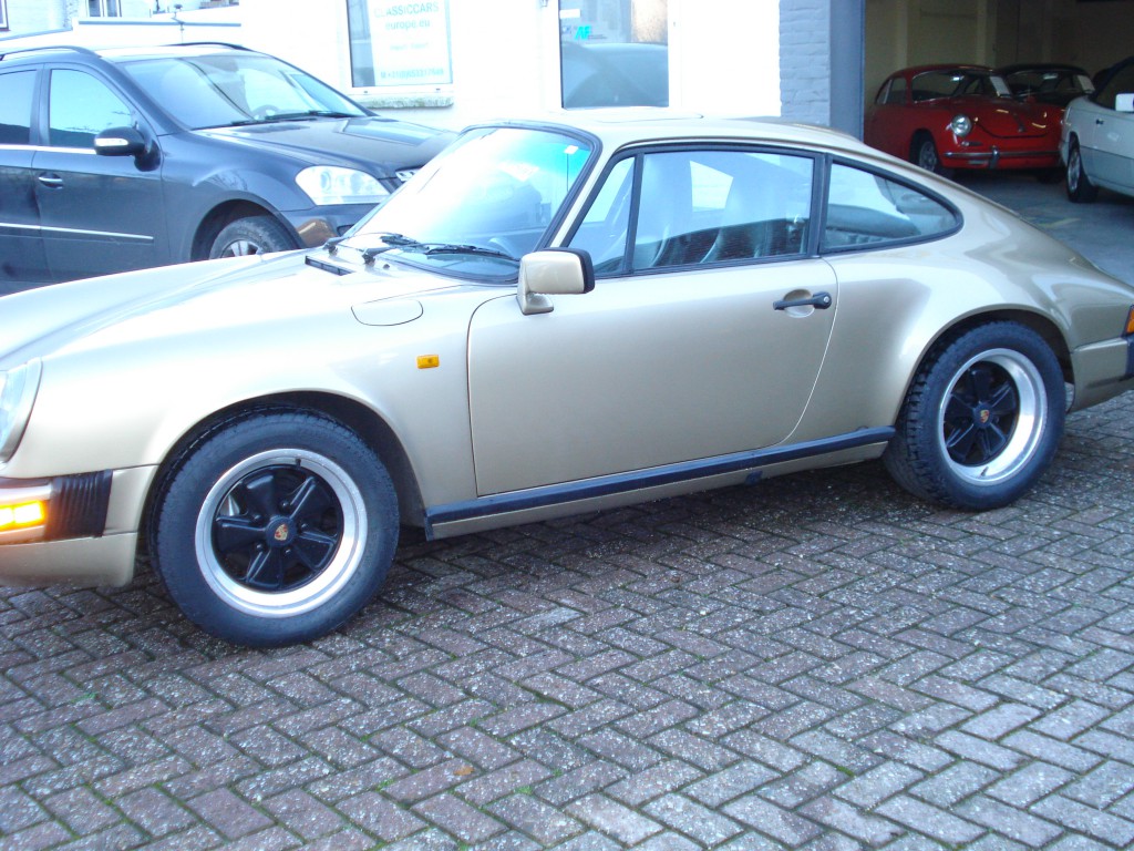 Porsche 911 3.0 SC Euromodel sunroof coupe Matchingnumbers