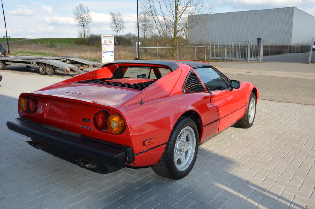 Ferrari  308 GTSI Quattrovalvole