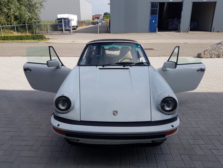 Porsche 911 carrera cabrio